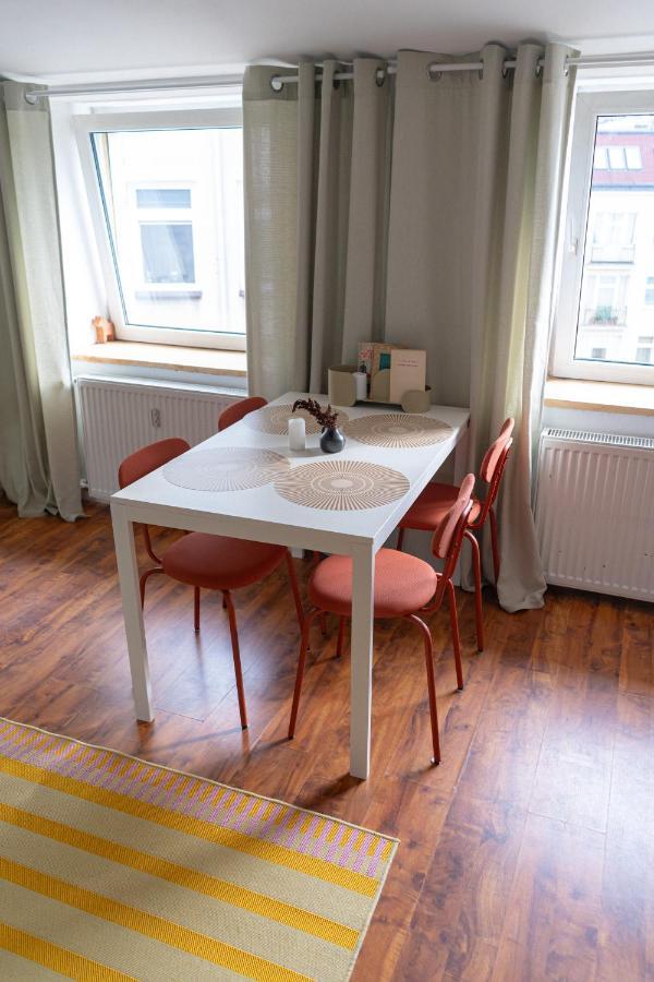 The Good Apartment Powisle 3 Bedrooms Warschau Buitenkant foto