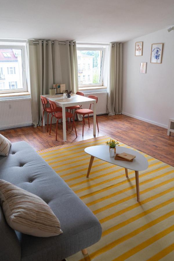 The Good Apartment Powisle 3 Bedrooms Warschau Buitenkant foto